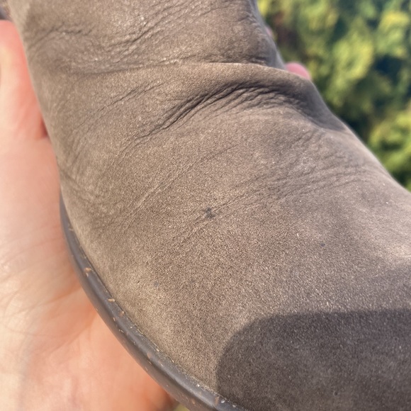 Cobb Hill by New Balance Nicole Stone Tan Leather Ankle Booties Size 9N - Picture 12 of 13